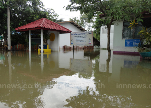 สุรินทร์โรงเรียนติดลำน้ำชีท่วมหนักร่วม2เมตร