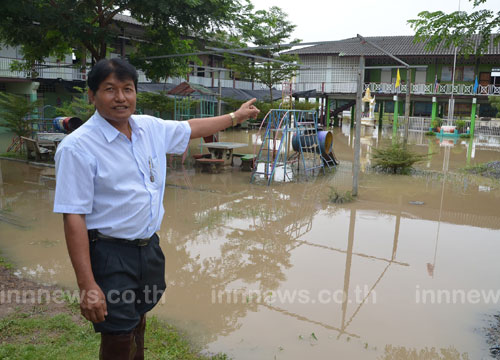 เจ้าพระยาทะลักท่วมโรงเรียน-วัดสะแก