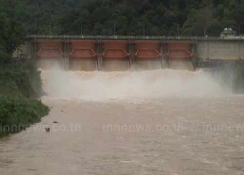 2 เขื่อนหลักลำปาง น้ำเกินความจุ