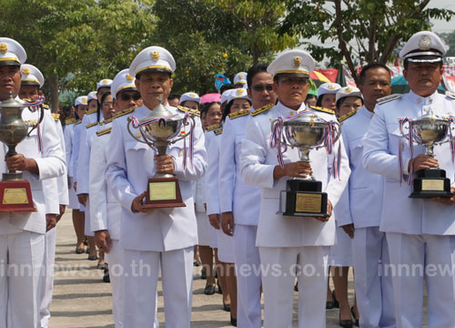 สุรินทร์ จัดแข่งเรือยาว ชิงถ้วยพระราชทาน