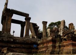 ปิดเขาพระวิหารไม่มีกำหนด-ทหารยังตรึงกำลัง