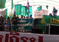 กปท.ชุมนุมปกติสมเกียรติปราศรัยไม่รับศาลโลก