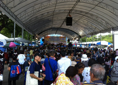 คปท.พอใจผลการตัดสินศาลรัฐธรรมนูญ