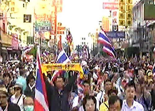 สุเทพ นำ มวลชน กปปส. ถึงเยาวราชแล้ว