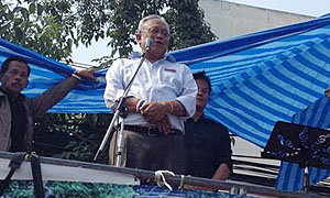 "สุเทพ" ลั่น 2 ก.พ. "ปู" ไม่ลาออก ปิดกทม.