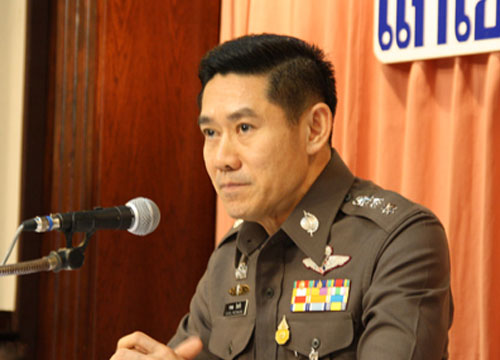 คืบหน้าปาประทัดยักษ์ใส่ กปท.