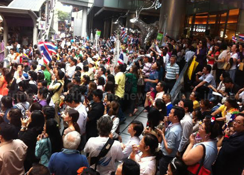 คนสีลมเตรียมเป่านกหวีดต่อ8ม.ค.แยกอโศก