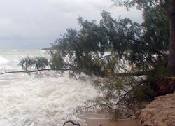 ไทยตอนบนอุณหภูมิสูงขึ้นเหนืออีสานเย็น-อ่าวไทยคลื่นสูง