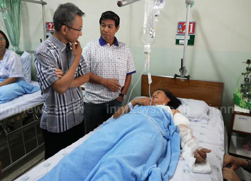 สุเทพมอบเงินให้ครอครัวเด็กตราดที่เสียชีวิต1ล.