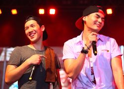 ฮั่น-แกงส้ม เด้งสนั่น เปิดเวทีสงกรานต์เอเชียทีค