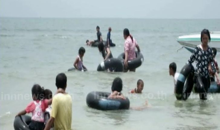 ปชช.เที่ยวหาดเจ้าหลาวหยุดยาวสงกรานต์