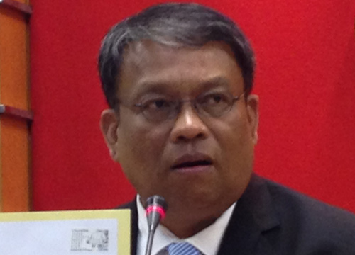 วัชระ ชง รก.ผบ.ตร. จี้ถอดยศ ทักษิณ