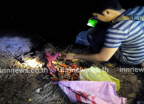 กลัวโดนจับ ทิ้งปืน-กระสุนสระน้ำวัด อ.ท่าลี่ จ.เลย