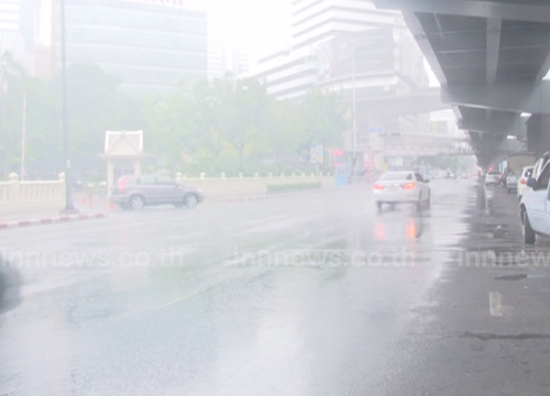 อุตุฯเตือนฝนหนักใน1-2วันนี้-กทม.ตกร้อยละ70