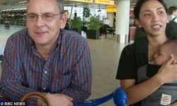 รอดปาฏิหาริย์!! 3พ่อแม่ลูก พลาดซื้อตั๋วเที่ยวบิน MH17