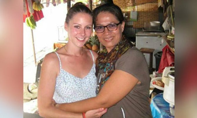สาวอังกฤษซุ่มเงียบ พบหน้าหญิงไทยฮีโร่สึนามิแล้ว