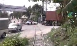 ชาวเน็ตแห่ดู คลิปดังคนขับรถไฟไทย ลำบากใจเหมือนกัน