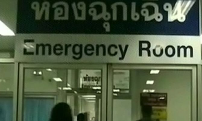 รถตู้เสียหลักฟาดบรรทุก6ล้ออยุธยาตาย1เจ็บ3