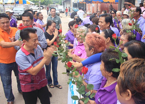 นายกฯเล็กปราจีนบุรี น้อมรับคำสั่ง คสช.