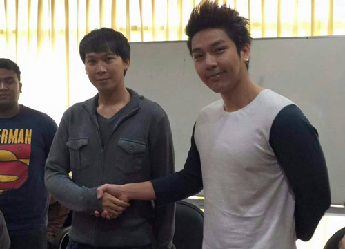 ดีเจเก่ง-หนุ่มยาริสจับมือรับผิดตร.แจ้งข้อหาดำเนินคดีทั้งคู่