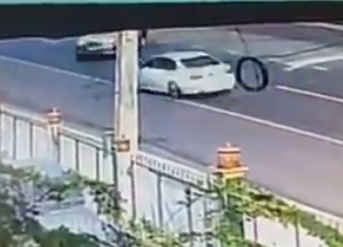 ตร.น่านลงพื้นที่ตรวจBMWชนTOYOTAอีกครั้ง