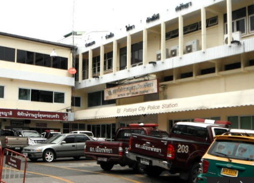 สว.กาโต้เบี้ยวพบตร.ขีดเส้น27ก.ค.ขอหมายจับ