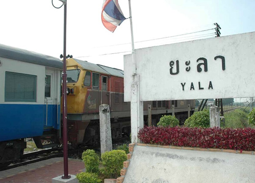 ชาวบ้านเดือดร้อนรถไฟชายแดนใต้หยุดบริการ