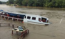 คืบหน้าเรือล่มอยุธยา พบผู้เสียชีวิตเพิ่มรวม 21 ศพ สูญหาย 8