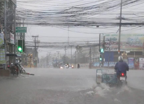 ฝนหนักส่งผลดีเขื่อนอุบลรัตน์มีน้ำกักเก็บเพิ่ม