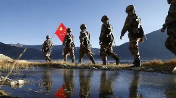 ส่องทหารชายแดนจีน แม้หยุดวันชาติ 1 สัปดาห์ แต่ยังลาดตระเวน