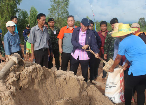 ศรีสะเกษชุบชีวิตนาข้าว-กาฬสินธุ์ตั้งศูนย์รับมือท่วม