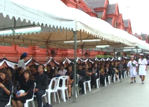 ผู้ว่าฯขอนแก่นสั่งดูแลพสกนิกรสักการะพระบรมศพ