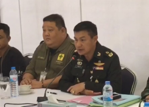 รองแม่ทัพภาค1เข้มจยย.รับจ้างจิตอาสารับส่งปชช.