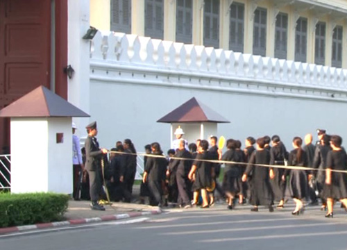 พิษณุโลกภูเก็ตคิวกราบพระบรมศพ-บิ๊กคลีนสนามหลวง1-2ธ.ค.