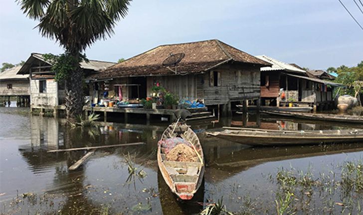 น้ำยังท่วมขังบ้านเรือนหลายชุมชนริมทะเลสาบสงขลา