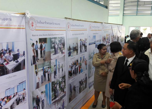 รมว.พม.ลงพื้นที่ตรวจเยี่ยมหน่วยงานหนองคาย