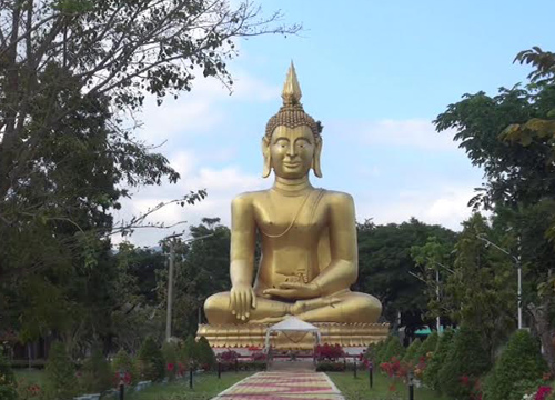 ปชช.เที่ยวน้ำพุร้อนสมอทองอุทัยธานีคึกคัก