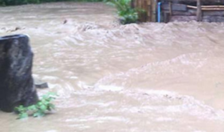 น้ำยังท่วมอ.พุนพินสุราษฎร์ฯ1,500หลังอ่วม