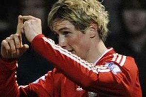 หงส์แดงเชือดพอร์ทสมัธ3-2แซงผีแดงนำจ่าฝูง