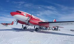 สำเร็จ! เครื่องบินปีกคงที่ของจีนลงจอดครั้งแรกในขั้วโลกใต้