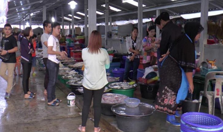 ระนองปราบปรามแรงงานต่างด้าวสวมสิทธิ์ค้าขาย แย่งอาชีพคนไทย