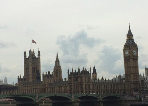 อังกฤษเตรียมอภิปรายญัตติออกจากUK