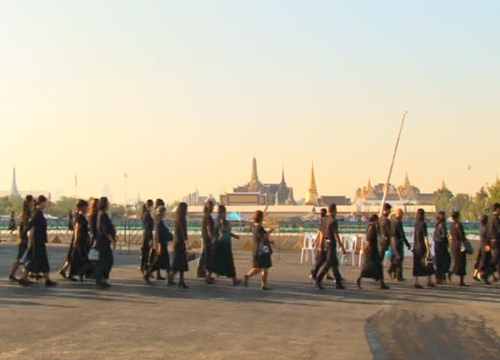 ปชช.เข้ากราบพระบรมศพล่าสุด17,892คน