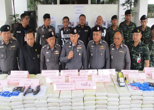 ชุมพร-รวบแก๊งยาเสพติดกัญชา15ล.ยาบ้า5ล.