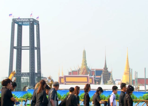 ปชช.เดินทางเข้ากราบพระบรมศพ-มท.นำ3จว.ร่วม