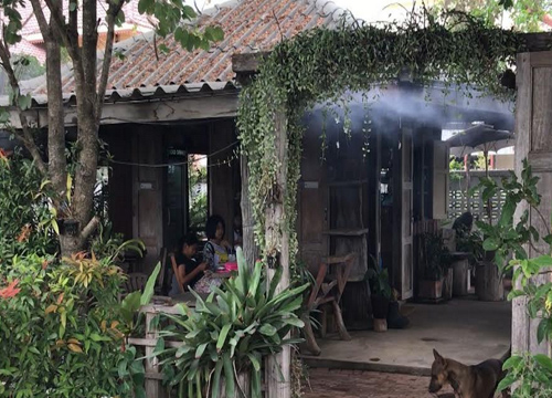 ร้านกาแฟลพบุรีทำระบบน้ำสร้างความเย็นช่วงหน้าร้อน