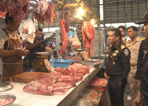 จนท.ลงพื้นที่ตรวจสารตกค้างเนื้อสัตว์ตลาดโคราช
