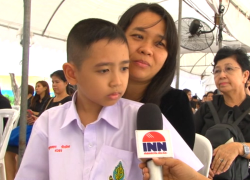 ชาวสุพรรณซาบซึ้งพระราชกรณียกิจร.9