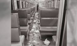 ขยะเกลื่อนขบวน การรถไฟวอนช่วยรักษาความสะอาด