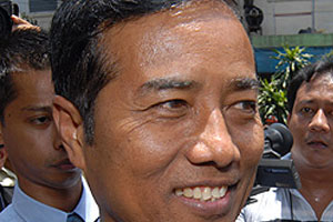 มท.3 รับฟังปัญหาชาวนราฯ